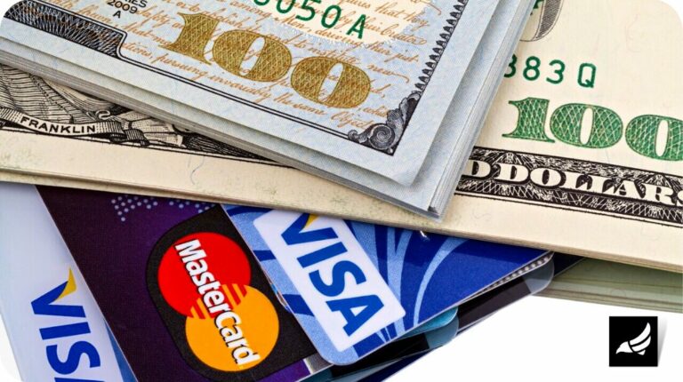 A Massive US Bank is Now Closing Credit Cards