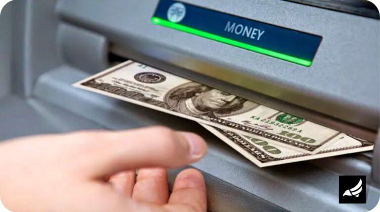 This Massive Bank is Now Closing Branches in California