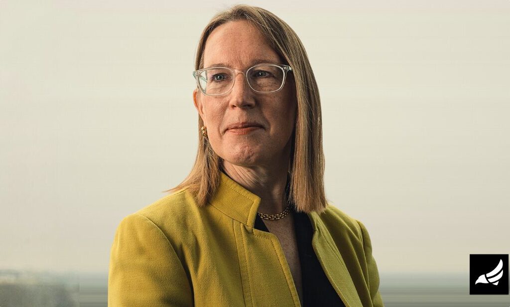 Market News - SEC's Hester Peirce And FINRA's Robert Cook Now Talk Partnership