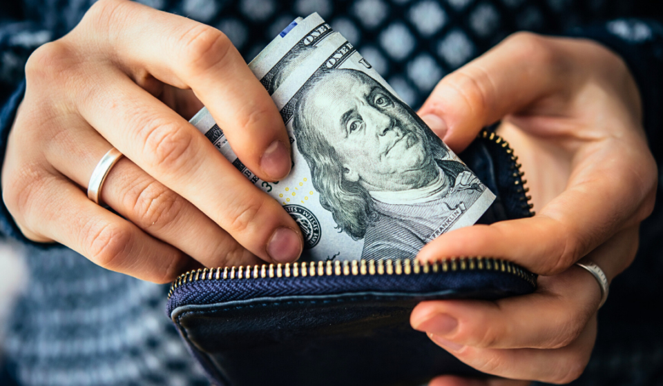5 Luxuries to Cut When Money Gets Tight
